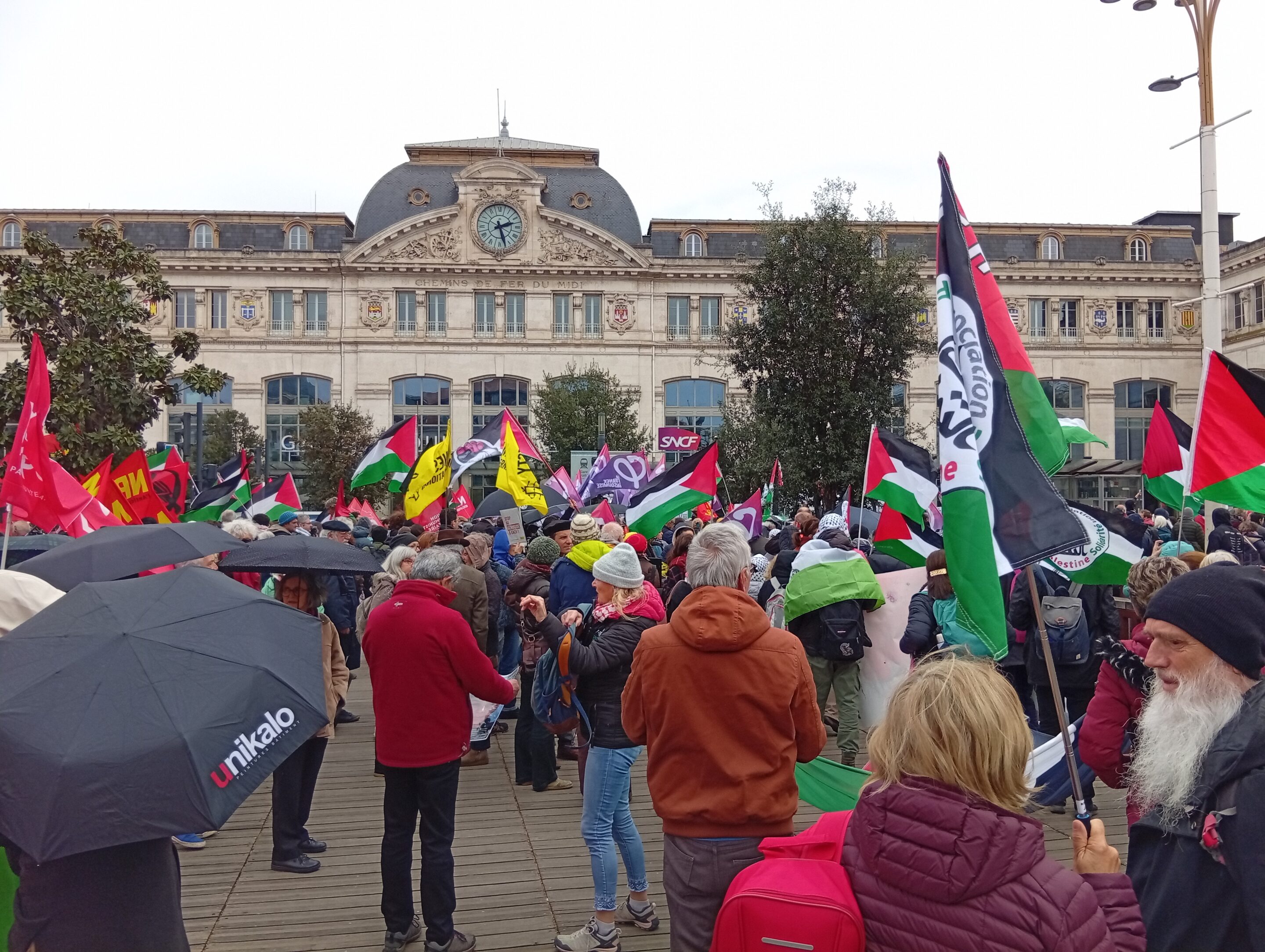 On n’a pas vu le Parti socialiste !